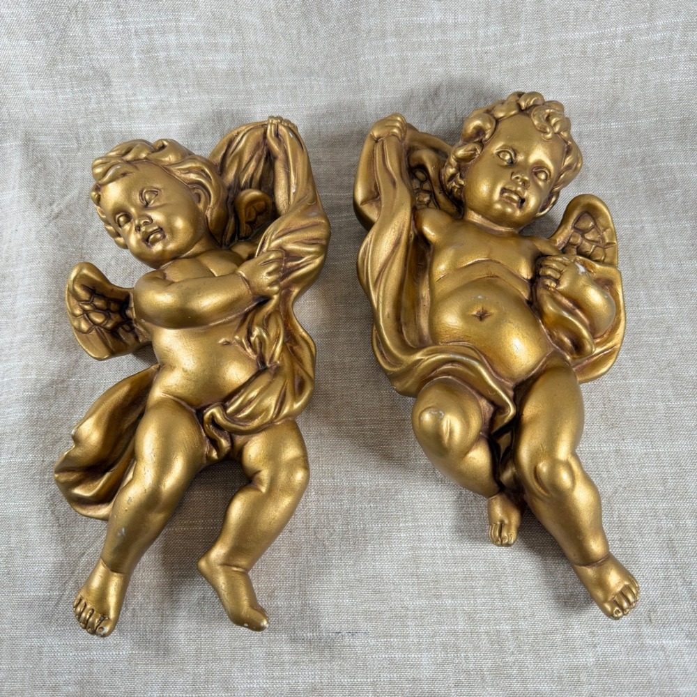 Vintage Syroco Cherub Wall Plaques Gold Hollywood Regency Decor Pair